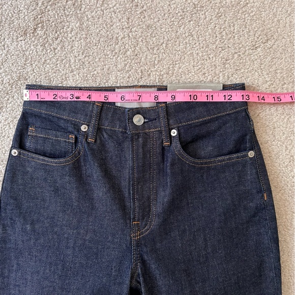 NWT EVERLANE SUPER STRAIGHT CUFFED DARK INDIGO JEANS SIZE 25 - Picture 3 of 8